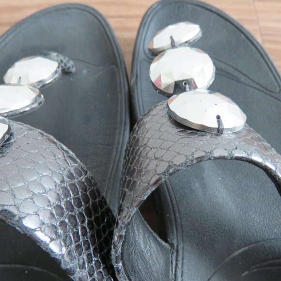 FITFLOP Petra Thong Toe Post Flip Flop Sandals in Metallic Pewter Snake US 6 - Picture 10 of 12